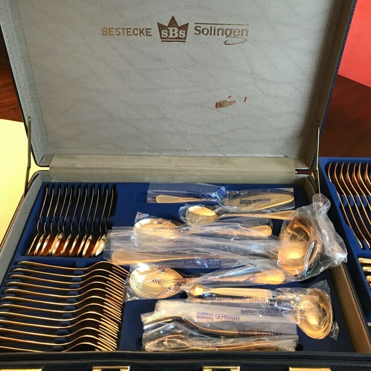 Sbs Bestecke Solingen 23 24 Karätige Goldauflage Wert Vtg SBS Bestecke Solingen 70PC 23/24 Gold plated flatware set Pristine