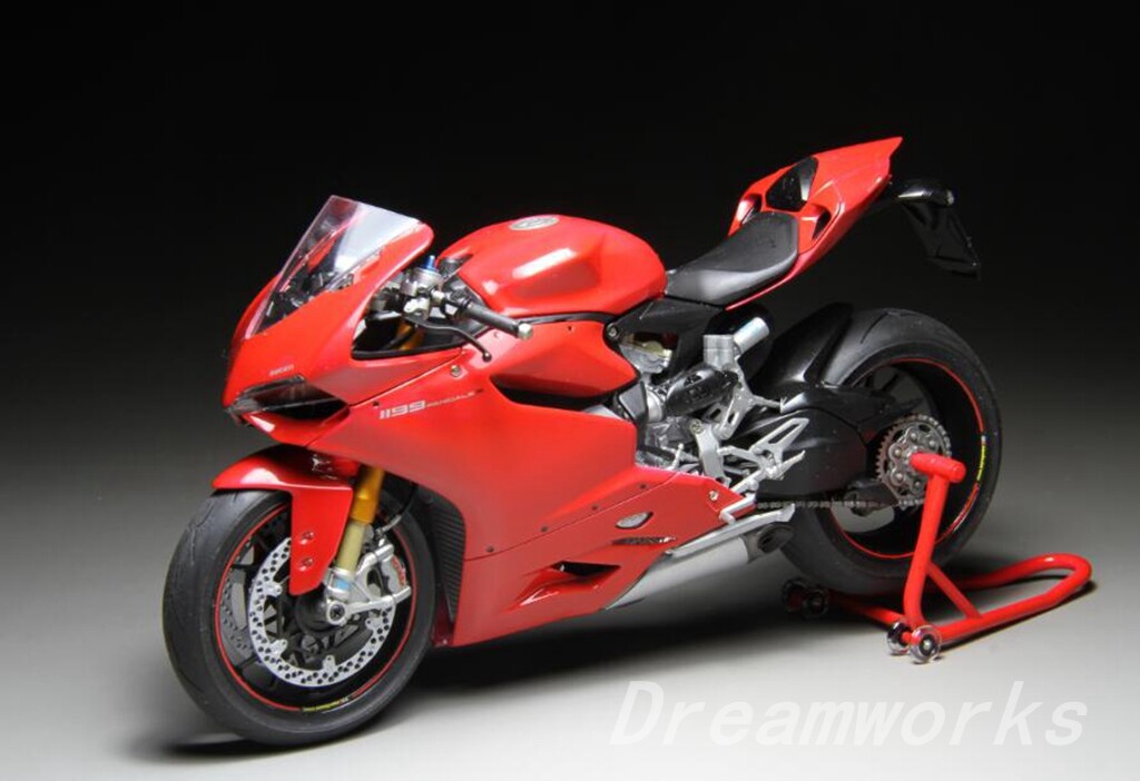 【まい】タミヤ 1/12 DUCATI 1199PANIGALE Tamiya - 1/12 Ducati 1199 Panigale S Motorcycle Plastic Model Kit