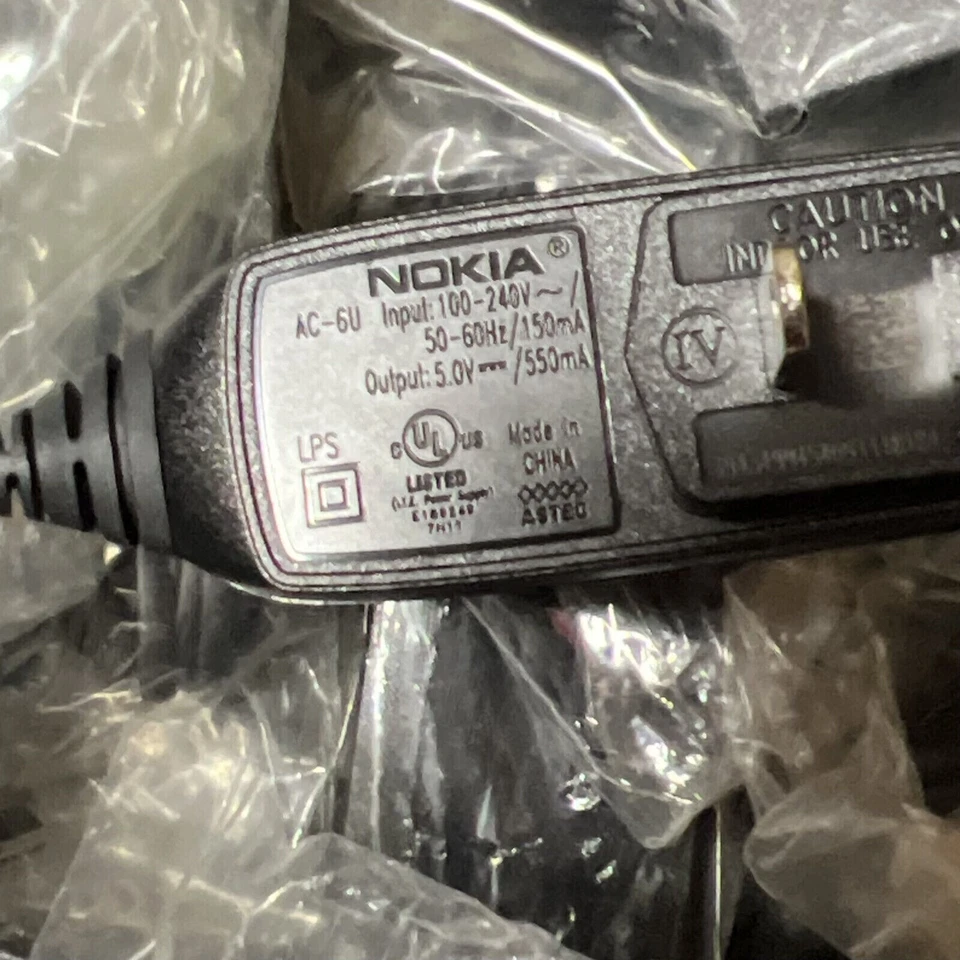 Venta al por mayor Lote de 50 Cargador Hogar Nokia MicroUSB para Lumia 520 620 630 925 1020 Foto 2 de 4