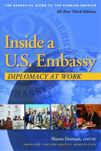 Shawn Dorman Inside a U.S. Embassy (Tascabile)