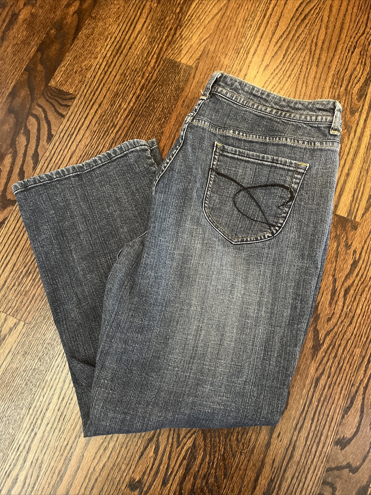 Chico's Platinum Ultimate Fit Slim Leg Denim Blue Jeans 2.5 Short Inseam 25.5