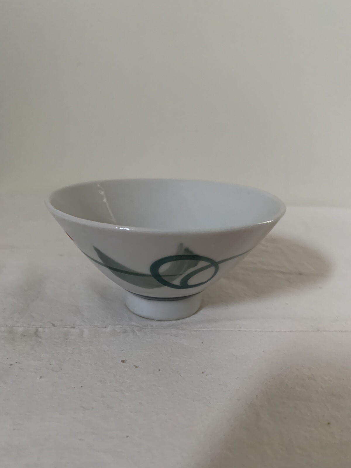 Japanese Rice Noodle Bowl 4.5" Wide Porcelain Leaf Geometric Pattern Vintage