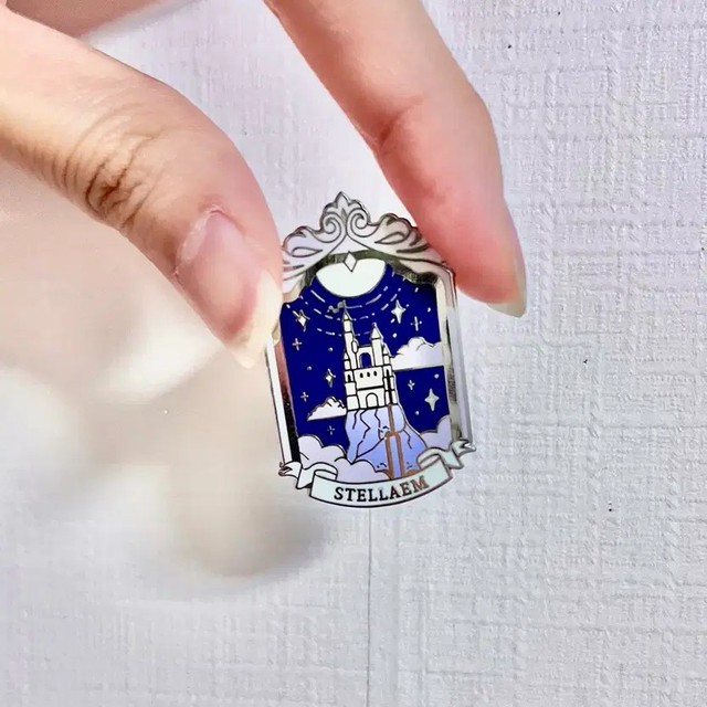 Wonderland Metal Pin Badge Set of 4, Unopened