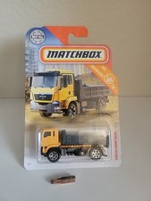 2018 Matchbox Construction MAN TGS DUMP TRUCK WARPED CARD