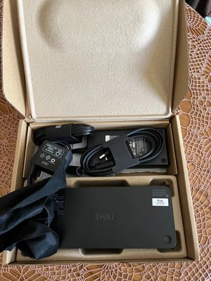 UNOPENED, BRAND NEW Dell Pro Thunderbolt 4 smart Dock WD22TB4 - Image 1 of 2
