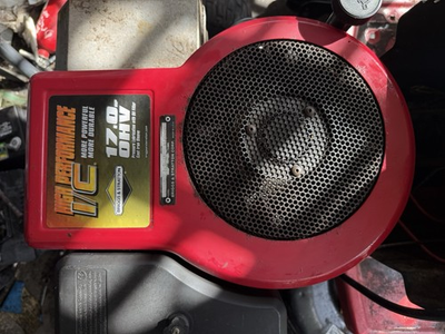 #ad Briggs amp; Stratton I C 17HP Good Running Engine 130 hours $500.00