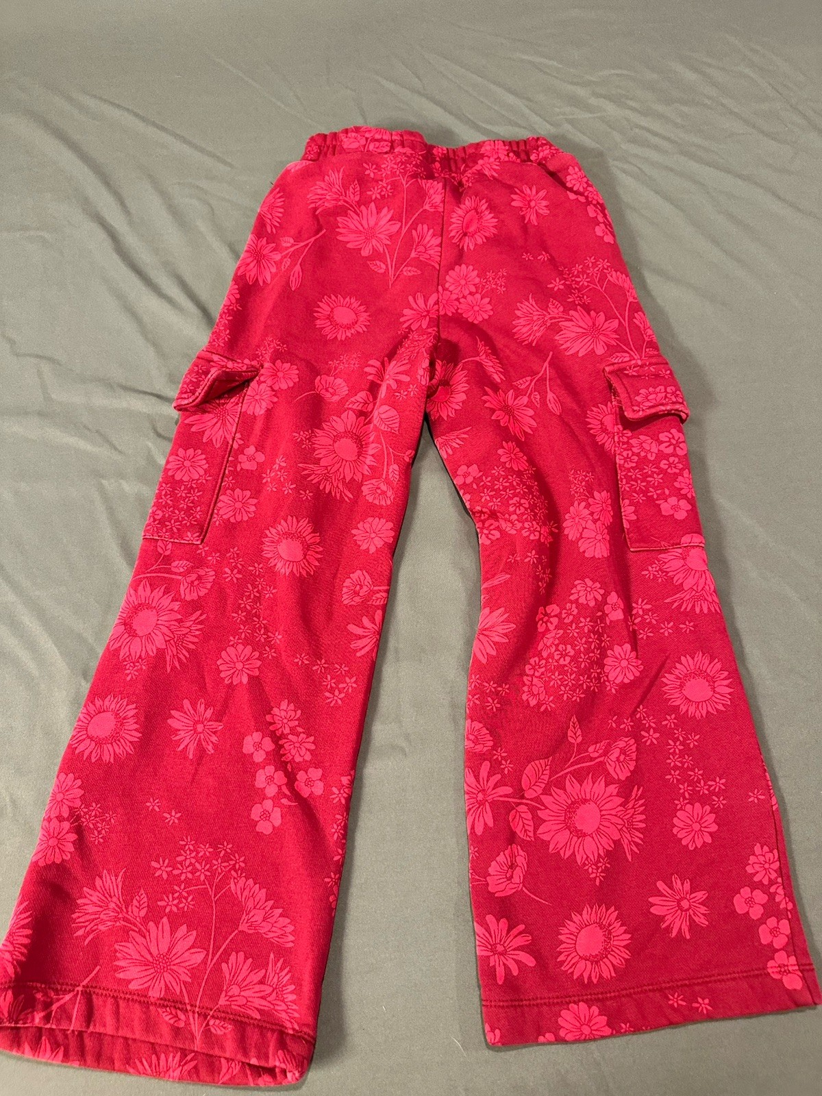 GAP Kids Girl Red Floral Fleece Cargo Pants Wide Leg Youth Small 7/8 Y2K Style image 6