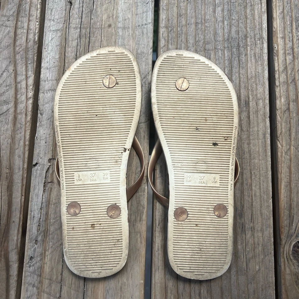 Ipanema Animal Print Beach flip flop Sandals Beige/Gold Leopard Women Size 8 - Image 4 of 4