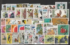 RACCOLTA LOTTO Ruanda 50 Verwendete Briefmarken Wie Foto MF141217
