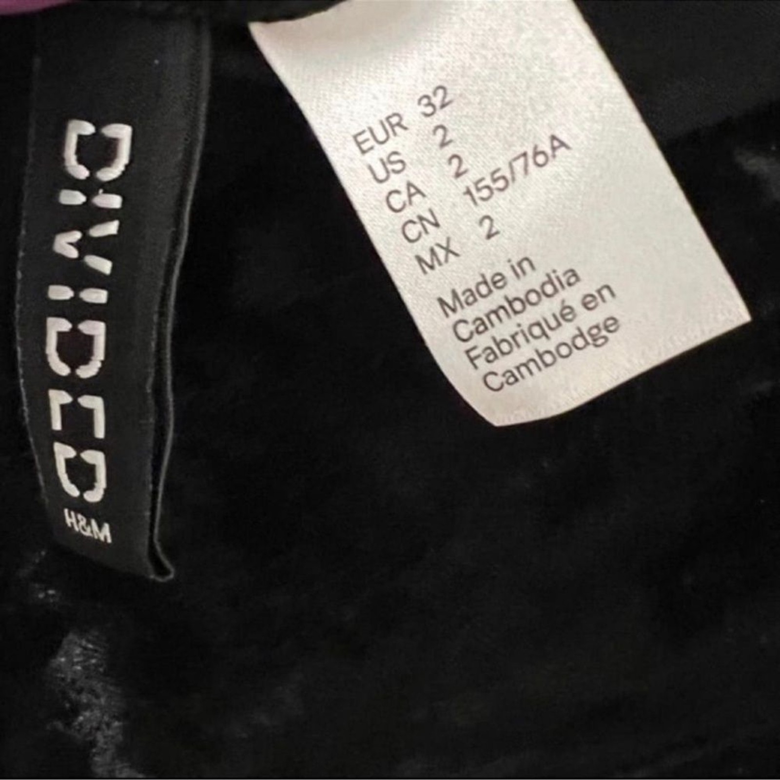 H&M Divided Women Dress Size 2 Black Deep V Back Velour Mini Skater thumbnail 7