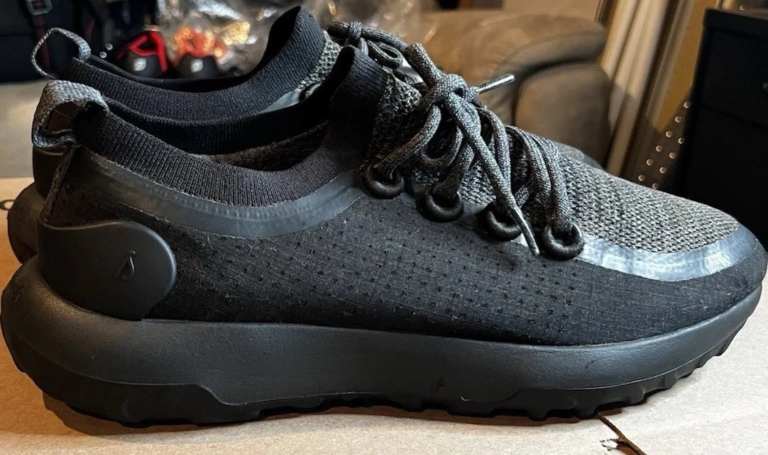 Allbirds SWT Trail Runner Men's Size 12 Black/Grey Running Shoes