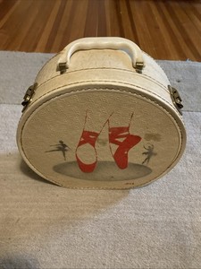 Vintage Luce Round Box for Ballet Shoes or Doll Clothes