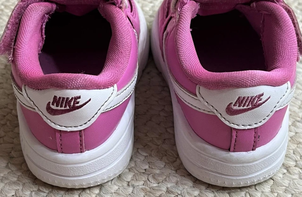 Nike Air Force 1 Niño Bebé Niña Talla 5C Rosa AF1 Tenis Zapatos FN0236-600 Foto 3 de 4