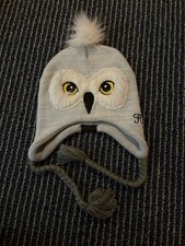 Harry Potter Hedwig Owl Winter Hat Unisex Pom Tassels Grey cursive script Letter