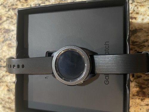 Samsung Galaxy Watch 42mm - Midnight Black Bluetooth + LTE - Picture 3 of 4