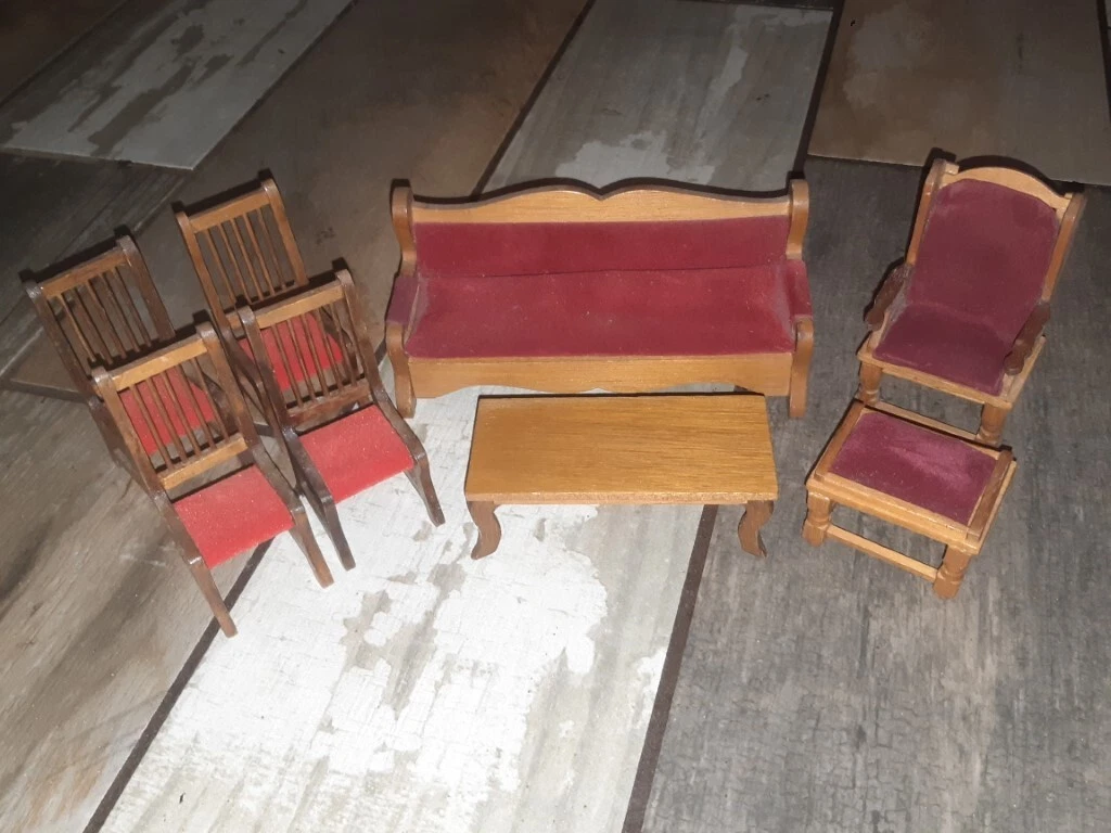 VINTAGE WOOD DOLLHOUSE FURNITURE LOT SET Red Felt Seats FREE