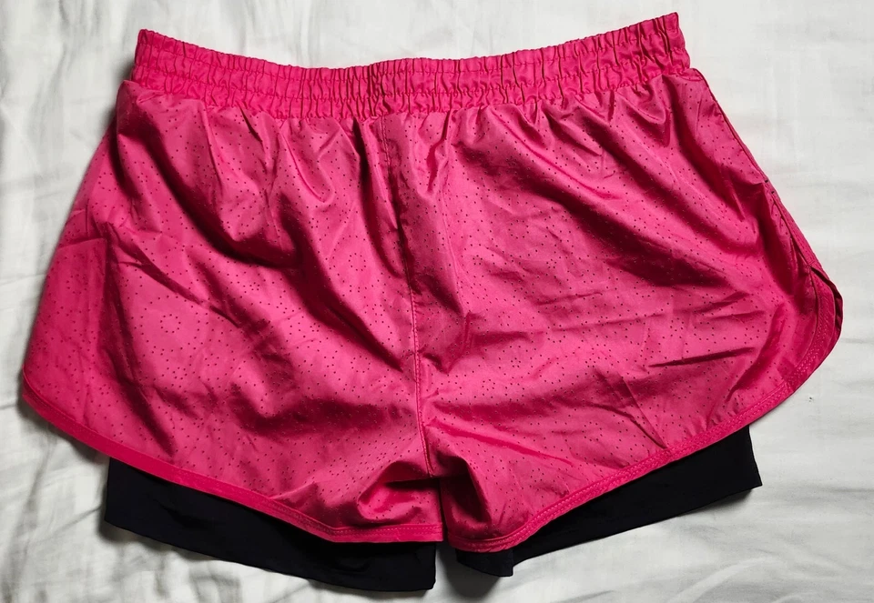 Pantalones Cortos Para Mujer Umbro Entrenamiento Correr Color Rosa Negro Talla Grande Foto 3 de 4