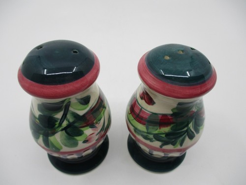 GAIL PITTMAN HOSANNA FLUTED SALT & PEPPER SHAKER - 4" 0611F - Picture 2 of 3