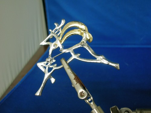 Vintage Leaping Reindeer Pin, Silver and Gold Tone high polished - Picture 6 of 6