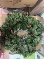 National Tree Company Pre-Lit Artificial Christmas Wreath, Green, Crestwood Spru