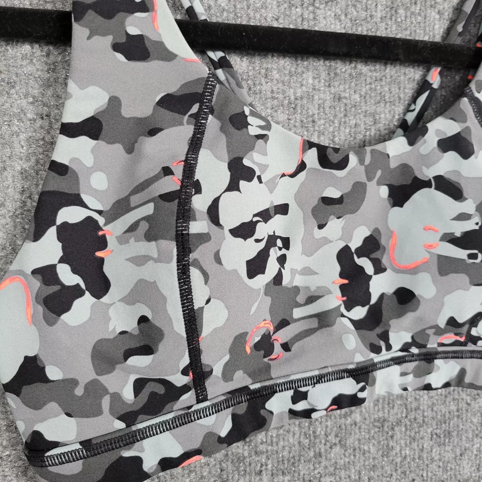 sweaty-betty camo lightly padded crisscross infinity tank-bra