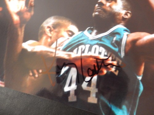 Fotografía autografiada de Kenny Gattison de 8" X 10" - Imagen 2 de 2