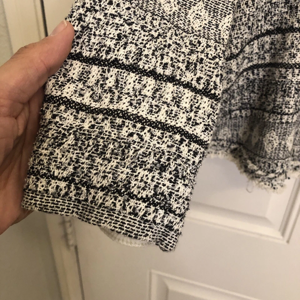 Chaqueta de tweed Rebecca Taylor negra blanca Blazer abierto deshilachado cadena plateada cruda 10 Foto 4 de 4