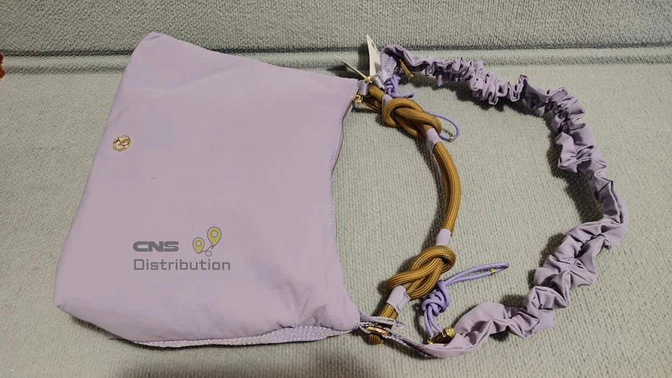 Bolso Bandolera Lululemon Convertible Acanalado 6.5LW Blanco NUEVO STOCK EN EE. UU. Y ENVÍO Foto 2 de 4