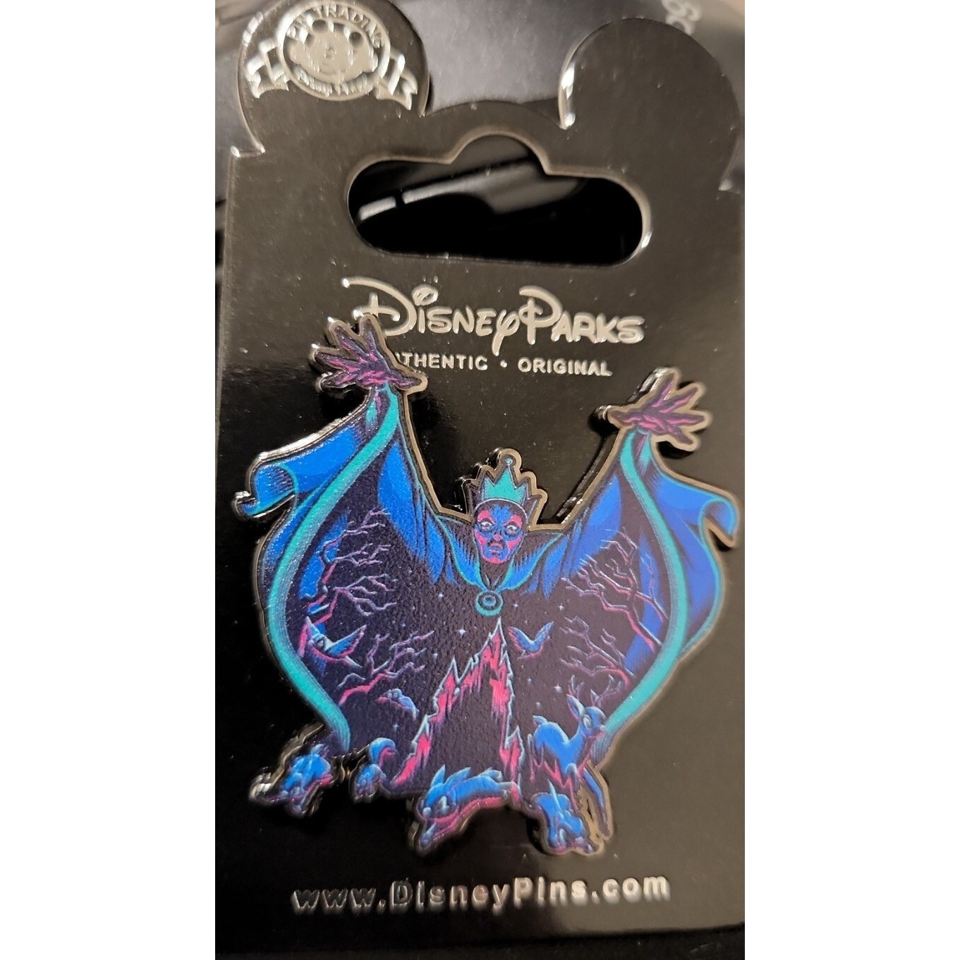 DISNEY Pin SNOW WHITE EVIL QUEEN VILLAIN NEON Trading CP081