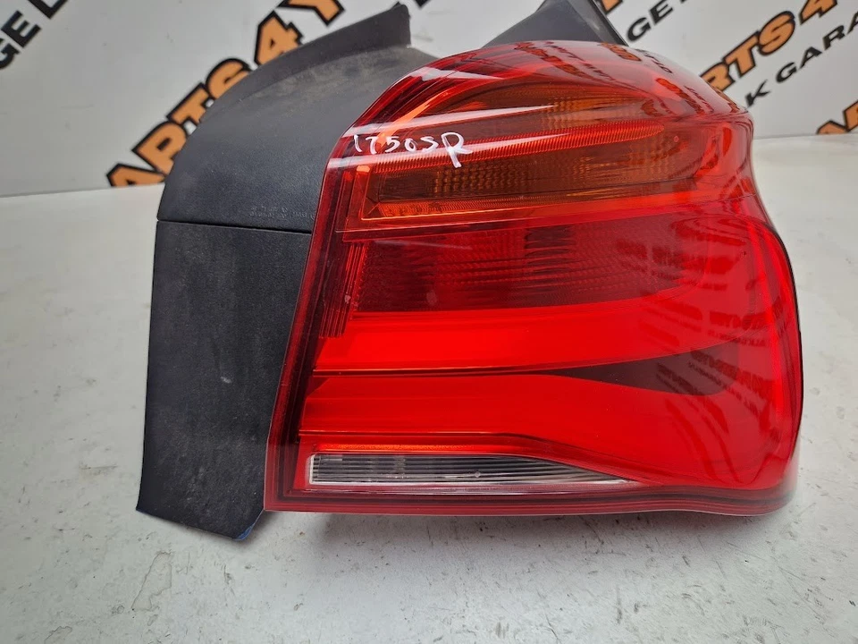 2016 BMW 1 SERIES 116D F20 M SPORT RIGHT REAR TAIL LIGHT LAMP OUTER 03600090 - Image 2 of 4