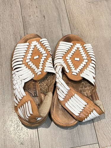 Chamula Woman Tan Woven Leather Slip-On Cancun Shoes Size 6