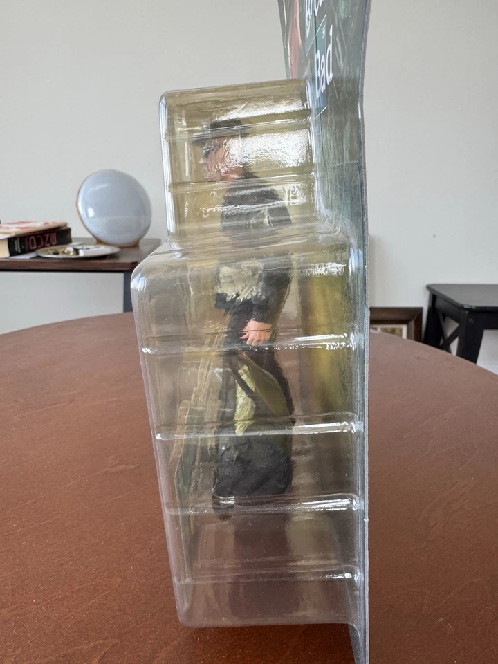 Mezco Breaking Bad Heisenberg Walter Action Figure Rare New Collectible - Image 3 of 4
