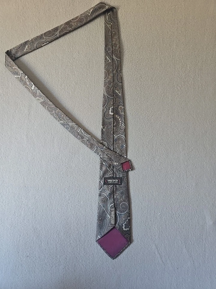 Gravata Surrey Sophisticates SEDA FRM Itália gola paisley feita nos EUA 57 pol X 3,5 pol - Imagem 4 de 4