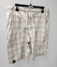 PGA Tour Men's Plaid Golf Shorts with Expandable Waistband - Size 34 NWT