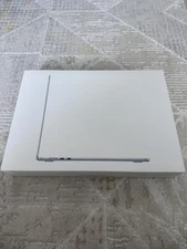 Apple MacBook Air 15" M4 24GB 512GB MC6L4LL/A Model A3241 – Retail BOX ONLY