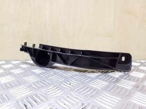 VW JETTA CITY Sedan Stoßstangenhalter vorne rechts 1K0807890B 1.90 26095545