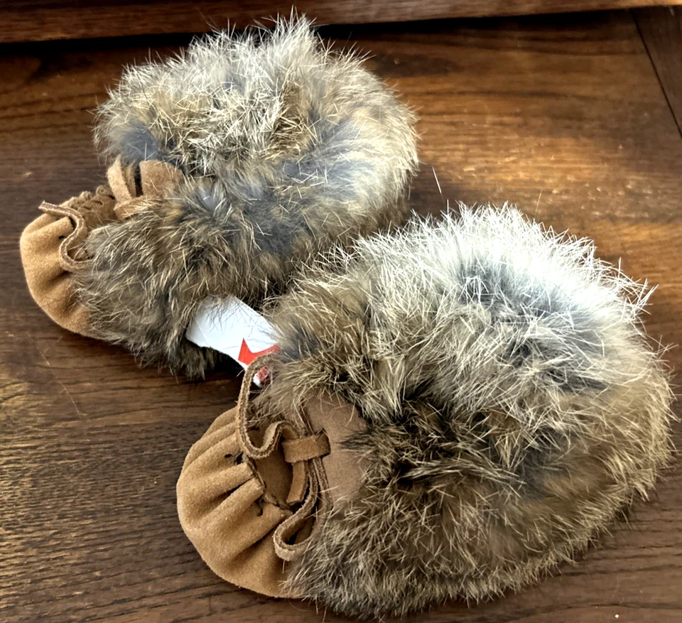 Genuine Fur and Suede Leather Baby or Doll Moccasins Made in Canada - Image 3 of 4
