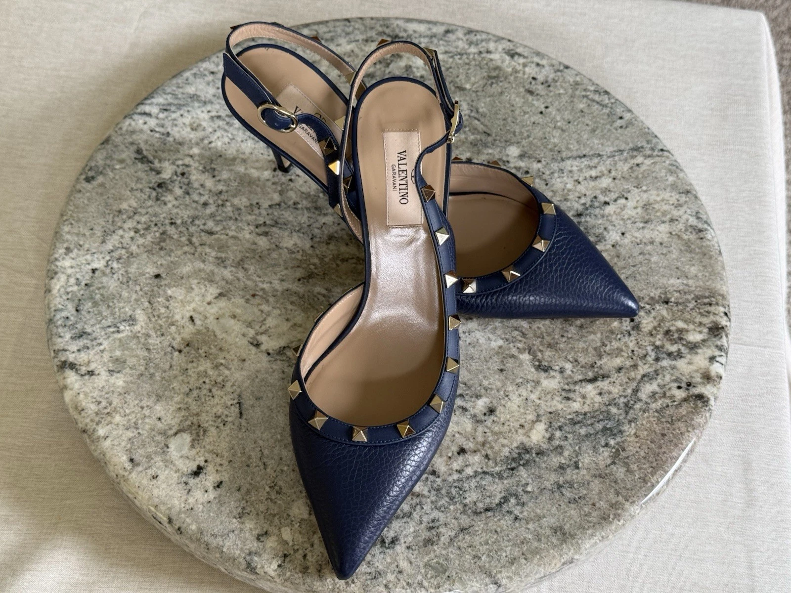 Valentino — Valentino Garavani Deep Blue Pebbled Calfskin Gold Rockstud Slingback Heel 39.5