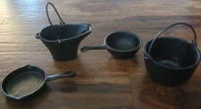 Boyd's Investment Collectables Mini Cast Iron Pot Skillet Cauldron & Coal Bucket