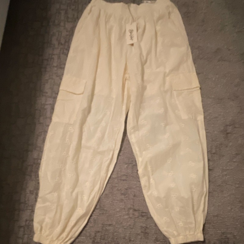 Blue Velvet Ivory Cotton Eyelet Pants Elastic Waist  Women’s s/m