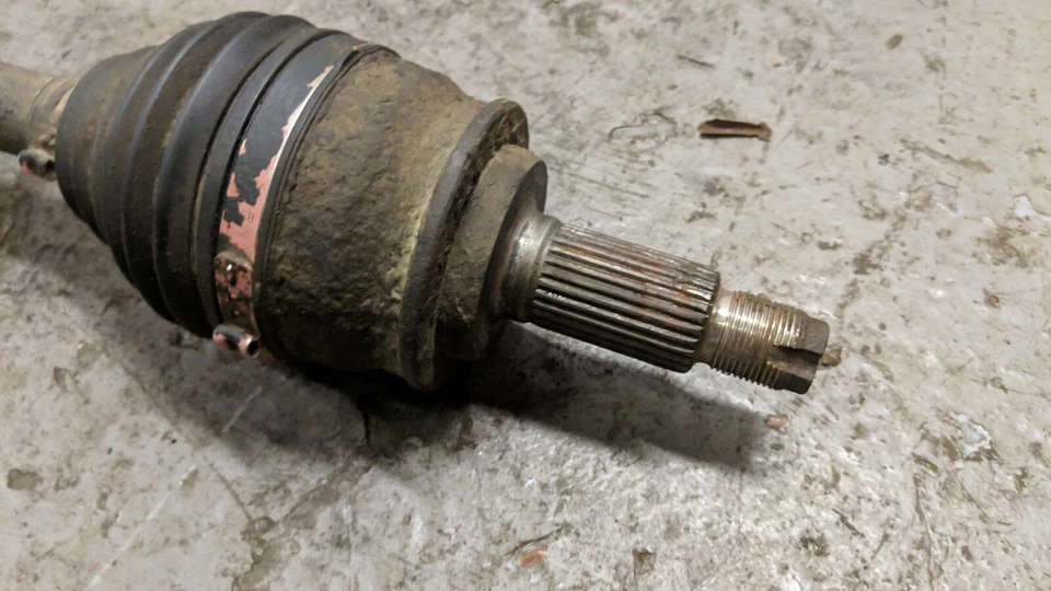 SUZUKI GRAND VITARA 1.9 DRIVESHAFT NSR PASSENGER SIDE LEFT REAR - Image 3 of 3