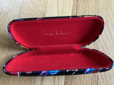 Nicole Miller sunglasses in case Nicole Miller Glasses/Sunglasses Hard Case Magnetic Snapping  main image 4