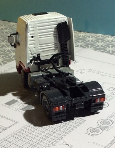 Joal Volvo Lkw in Maßstab 1:50. - Bild 3 von 4