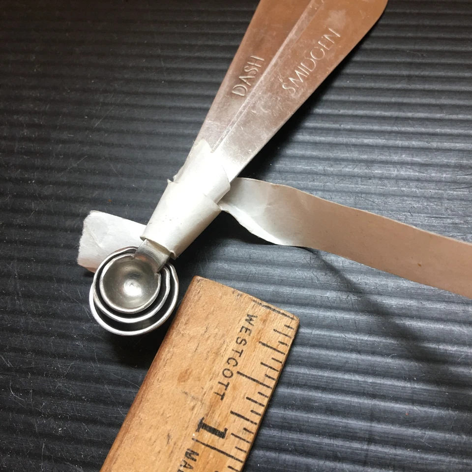 3 Vintage 1990s Stainless Steel Nesting Measuring Spoons Smidgen Pinch Dash 4" L - Image 4 of 4