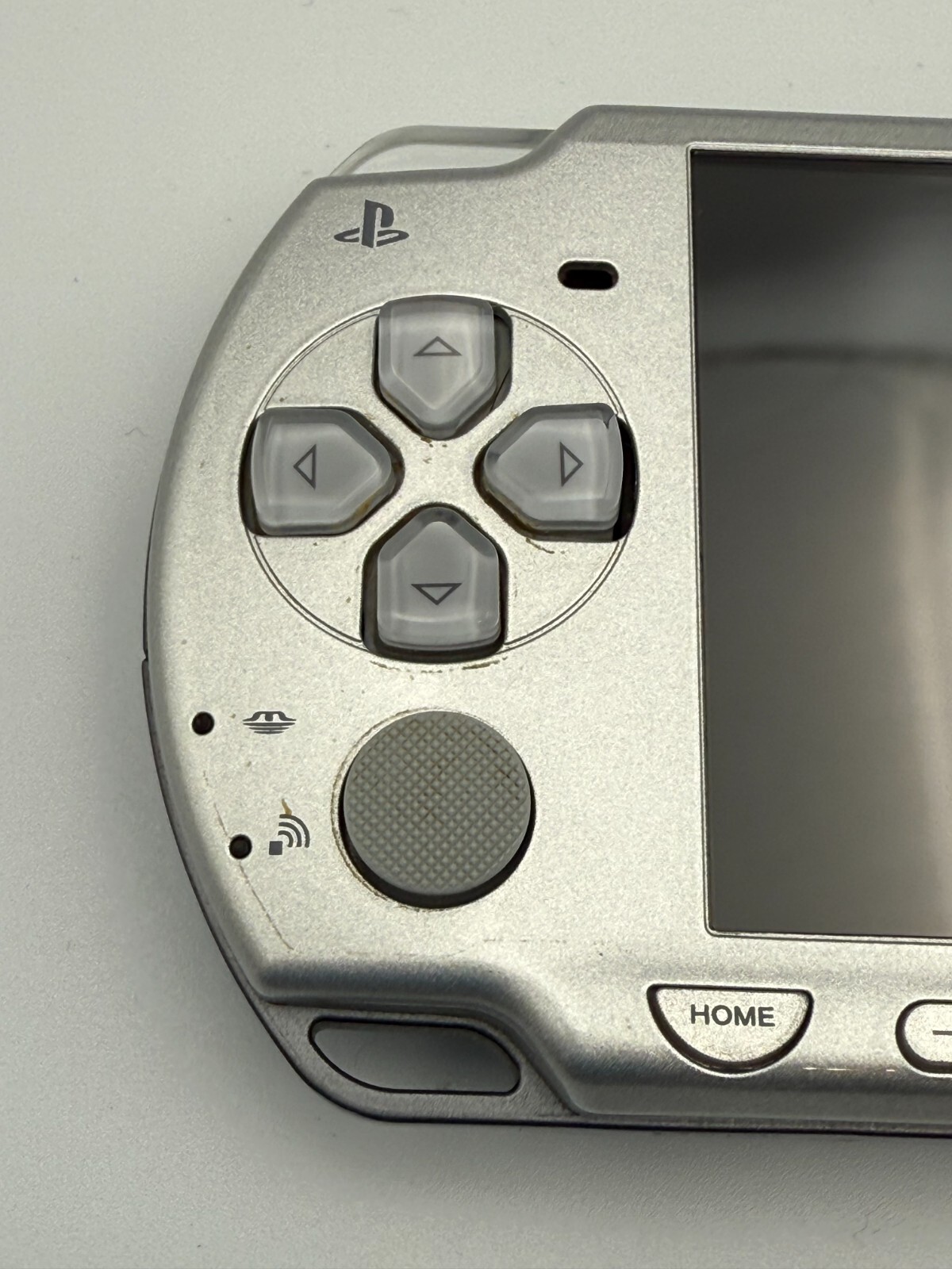 Sony PSP-2000 PSP 2000 Console Silver Complete in box Region free - Excellent