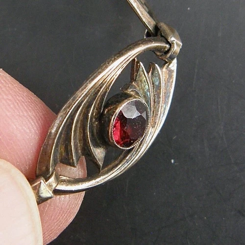 0843:: 1940s, Bracelet 3 Rubies 14g 6″L 925 Symmetalic silver 14k gold wash