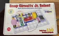 Elenco Snap Circuits Jr. Select SC-130 Electronics Exploration Kit
