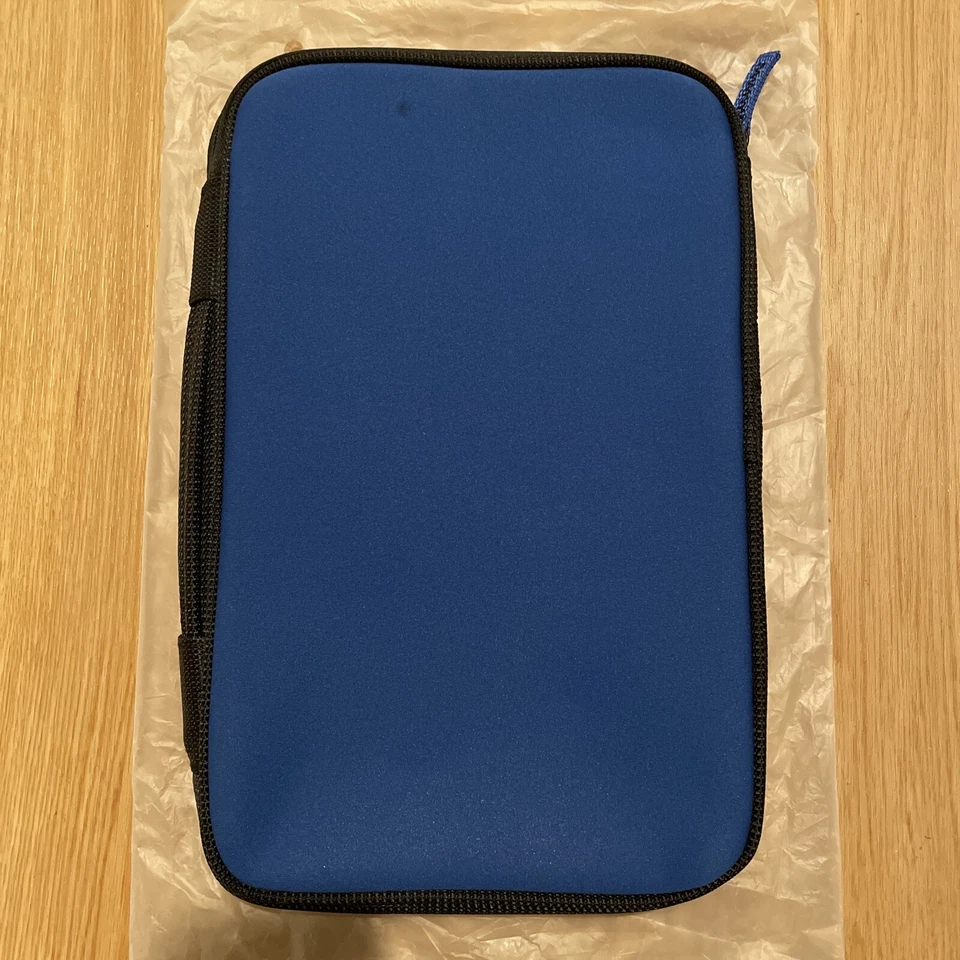 NUEVO BELKIN Estuche de Transporte Funda para Laptop/Chromebook/iPad 11" - Azul - B2B081-C01 Foto 2 de 2