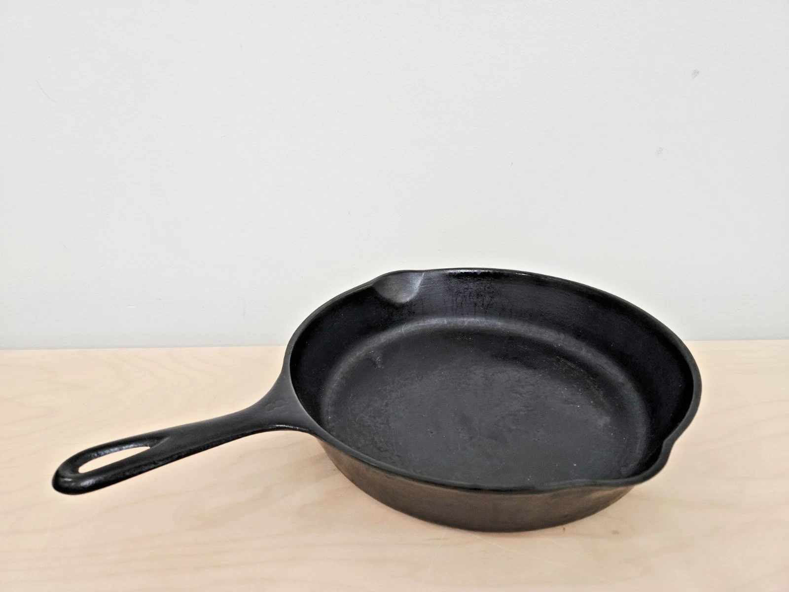 Vintage Wagner Ware Sidney -0- 1058 Cast Iron Skillet Frying Pan
