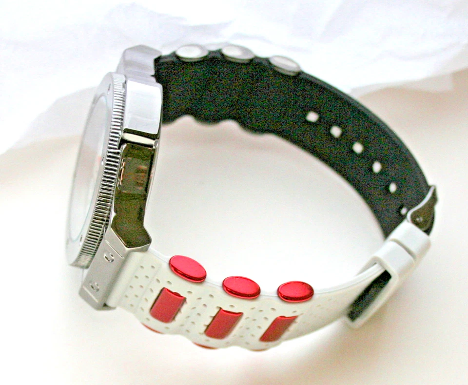 Reloj Marvel Capitán América Bucky Soldado de Invierno Vengadores Nuevo de Lote Antiguo 2018 Sin usar, en caja Foto 4 de 4